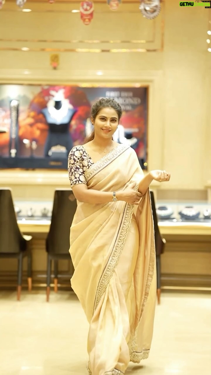 Myna Nandhini Instagram - Beautiful saree from @thorkal_couture_official camera @skmani_photography. Jewels @challani_jewellery hairstyles @makris_makeover_artistry