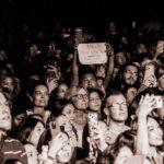 NIKI Instagram - first show ever in Paris u guys sold it out 🥺 !!! MERCI BEAUCOUP PARIS 🇫🇷🤍🥰 je t’aime!!! Le Trianon