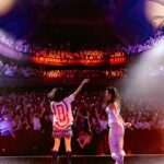 NIKI Instagram - first show ever in Paris u guys sold it out 🥺 !!! MERCI BEAUCOUP PARIS 🇫🇷🤍🥰 je t’aime!!! Le Trianon