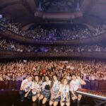 NIKI Instagram - first show ever in Paris u guys sold it out 🥺 !!! MERCI BEAUCOUP PARIS 🇫🇷🤍🥰 je t’aime!!! Le Trianon