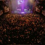 NIKI Instagram - first show ever in Paris u guys sold it out 🥺 !!! MERCI BEAUCOUP PARIS 🇫🇷🤍🥰 je t’aime!!! Le Trianon