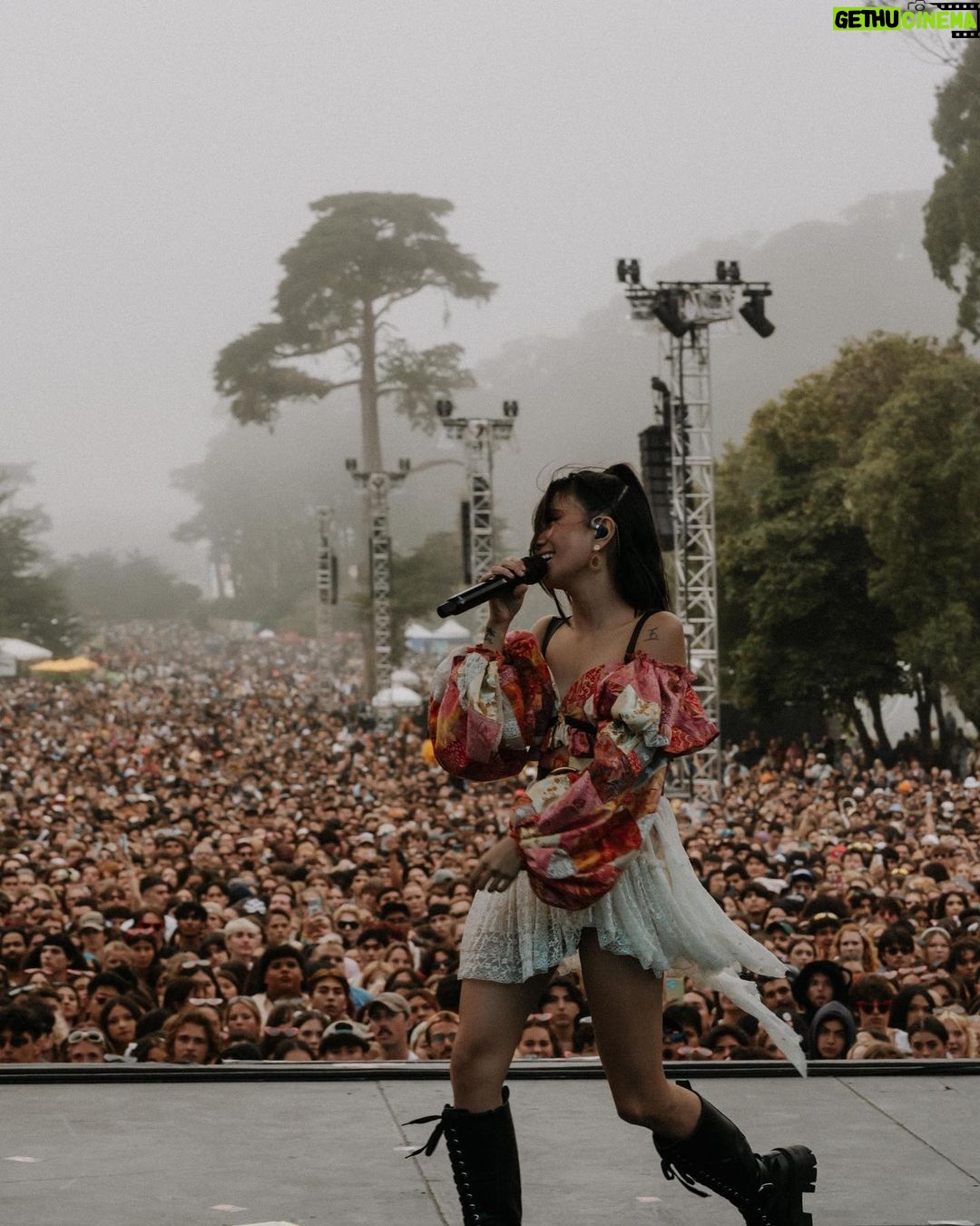 NIKI Instagram - thank you @outsidelands 🤍🌬️ San Francisco, California