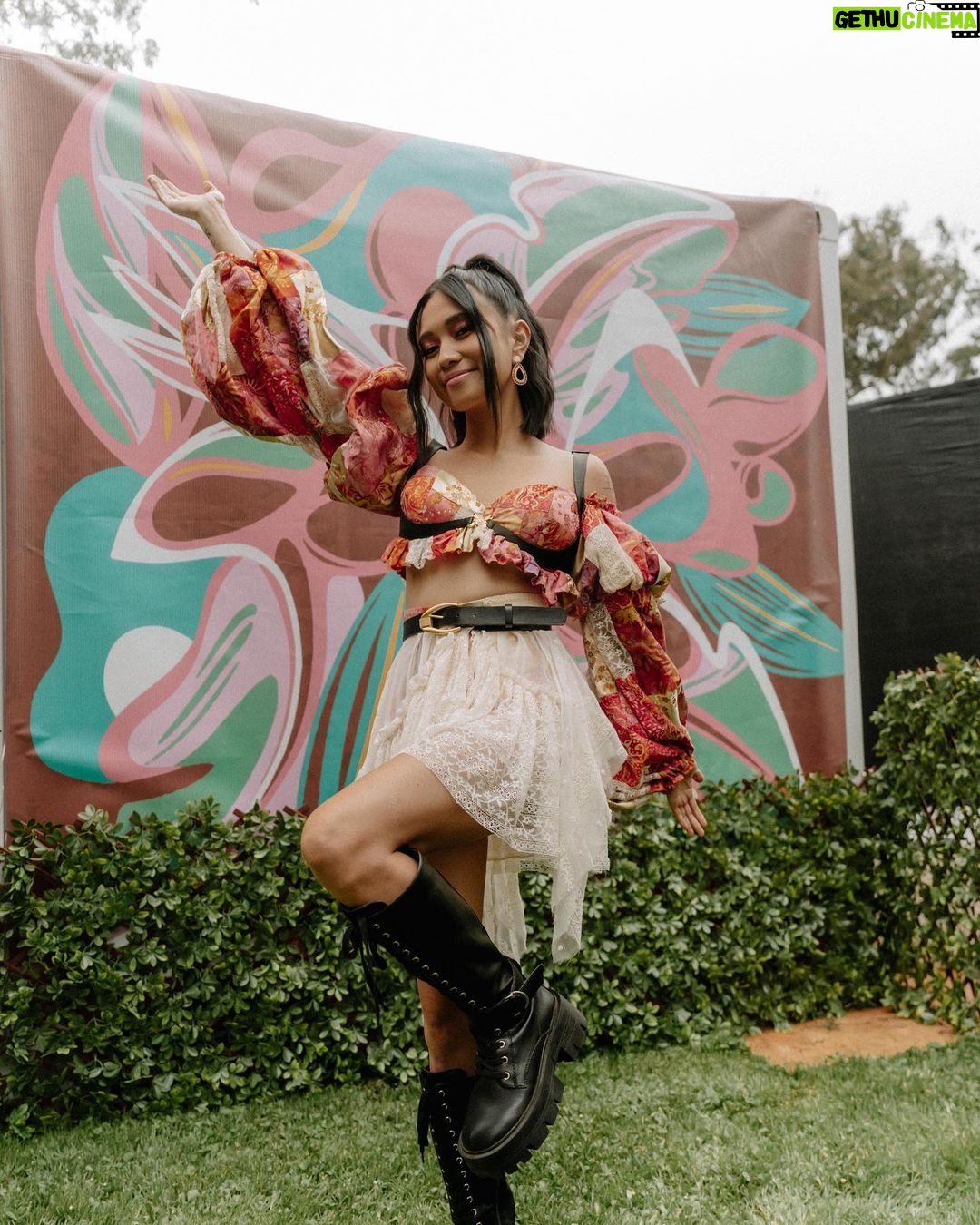 NIKI Instagram - thank you @outsidelands 🤍🌬️ San Francisco, California