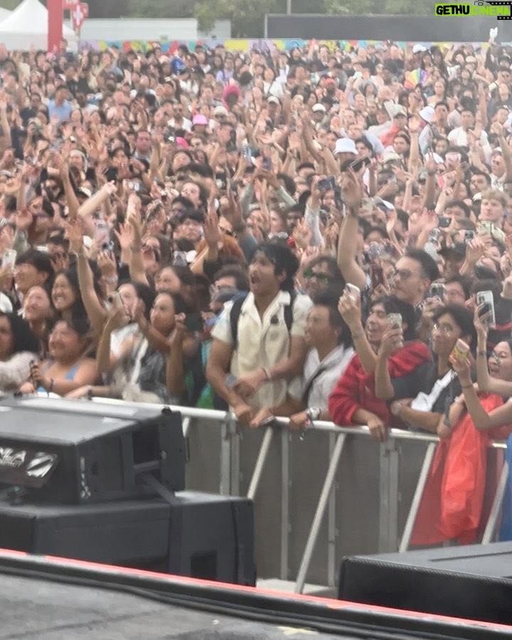 NIKI - 343.5K Likes - lolla pt. 2 😎