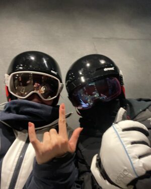 NIKI Instagram - brr