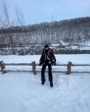 NIKI Instagram - brr