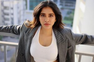 Nabha Natesh Instagram - I see you !
:
:
:
:

Photography : @pranav.foto 

Styling :@sandhya__sabbavarapu
@team_sandhya

Hair : @crafted_hair_by_her

Makeup : @nehabagga21 

Managed by : @theblinders.in