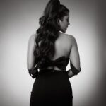 Nabha Natesh Instagram – just a tad bit of old-school glam ✨
:
:
:

Outfit : @labeldivyagoel

Jewellery: @lavgender

Styling :@sandhya__sabbavarapu
@team_sandhya

Styling team : @prekshadhakad_ @styled_bysonali_

Photography : @pranav.foto 

Hair : @crafted_hair_by_her

Makeup : @sonalsethiamakeup