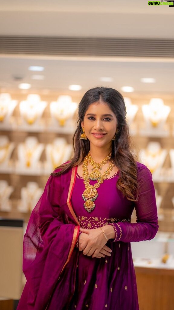 Nabha Natesh Instagram - Step into the exquisite world of GRT Jewellers at AS Rao Nagar in Secunderabad. Whether you’re searching for gold jewelry, temple-inspired collection, diamonds, uncut diamond jewelry, party or daily wear collections, silver ornaments, silverware, or pooja sets, you’ll discover an extensive range all in one place. These unique jewelry collections are exquisitely crafted, Visit GRT Jewellers AS Rao Nagar soon to indulge in a fulfilling shopping experience!! #GRTJewellers #GoldJewelry #DiamondJewelry #SilverJewelry #SilverArticles #FashionAccessories #JewelryAddict #ShopTillYouDrop #TrendyJewels #SparkleAndShine #StatementJewelry