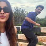 Nabha Natesh Instagram - I feel the road trips are incomplete if you don’t make random pit-stops for pictures . Right ? @nahushchakravarthi doesn’t agree but does it for me 🤣 Ok bye ! Bangalore Shimoga Highway