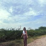 Nabha Natesh Instagram - I feel the road trips are incomplete if you don’t make random pit-stops for pictures . Right ? @nahushchakravarthi doesn’t agree but does it for me 🤣 Ok bye ! Bangalore Shimoga Highway
