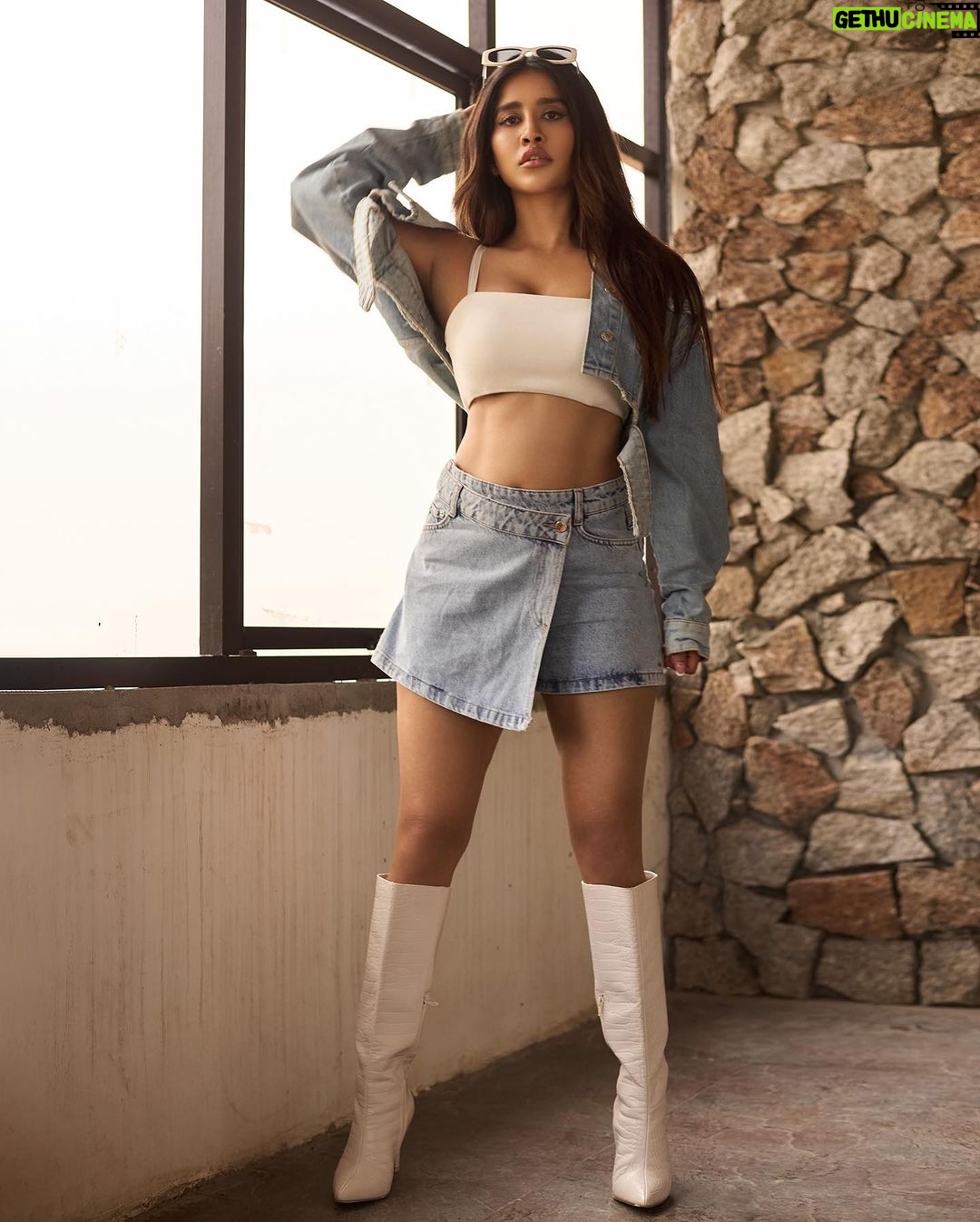 Nabha Natesh Instagram - If denims were your armor, you'd be a fashion-forward warrior ready to take on the world! : : : Photography : @kalyanyasaswi Styling : @aishwarya128 Makeup : @sonalsethiamakeup Hair : @crafted_hair_by_her Location : @rusticvoguehyd Management team : @karthik_peruru @aleen_aladnak