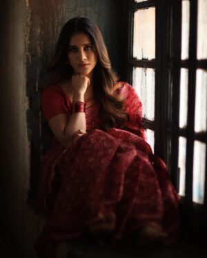 Nabha Natesh Instagram - The art of a glance…
ft. whispering eyes 
:
:
:
:

Stylist - @sandhya__sabbavarapu
Styling team - @team_sandhya
@sirichandana_medi
Photograper - @karteeksivagouni
Management team - @karthik_peruru @aleen_aladnak