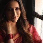 Nabha Natesh Instagram - The art of a glance… ft. whispering eyes : : : : Stylist - @sandhya__sabbavarapu Styling team - @team_sandhya @sirichandana_medi Photograper - @karteeksivagouni Management team - @karthik_peruru @aleen_aladnak
