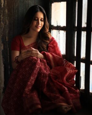 Nabha Natesh Instagram - The art of a glance…
ft. whispering eyes 
:
:
:
:

Stylist - @sandhya__sabbavarapu
Styling team - @team_sandhya
@sirichandana_medi
Photograper - @karteeksivagouni
Management team - @karthik_peruru @aleen_aladnak