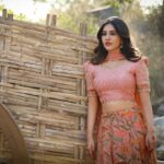 Nabha Natesh Instagram – Wishing everyone a happy Makara Sankranthi 🌿
:
:
:
:
:

Outfit: @anupellakuruofficial 
@talashahyderabad 
Styling: @sandhya_sabbavarapu @team_sandhya
Styling team: 
@styled_bysonali_
Photography: @mani_bobbili 
Managed by : @theblinders.in