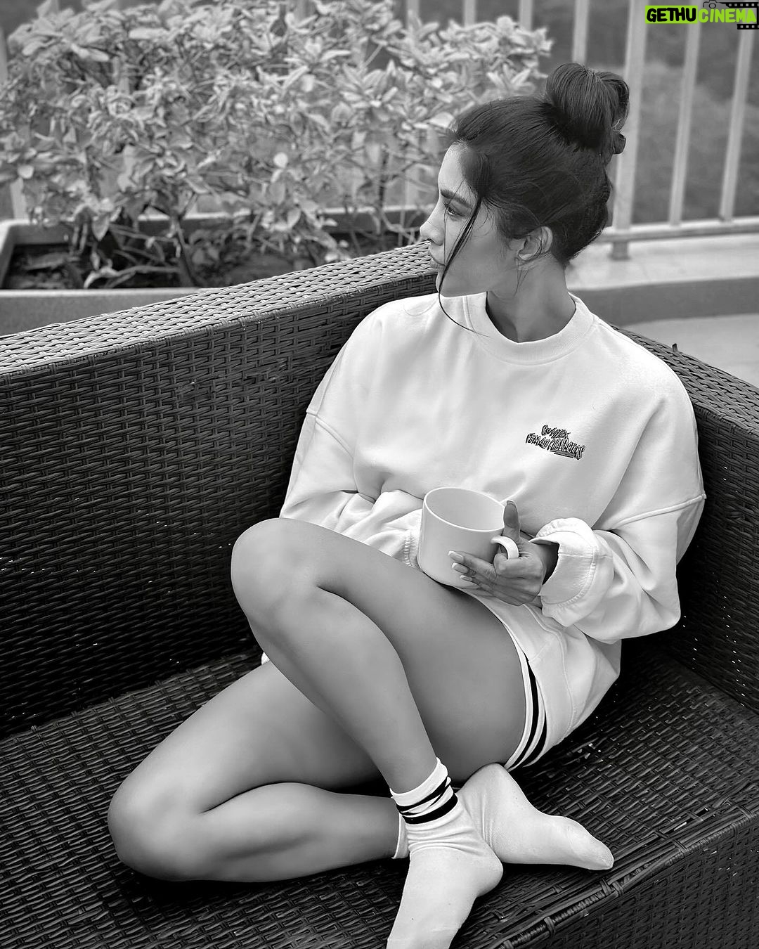 Nabha Natesh Instagram - caffeinate. read. sky-gaze. repeat 🔁 my perpetual mood !