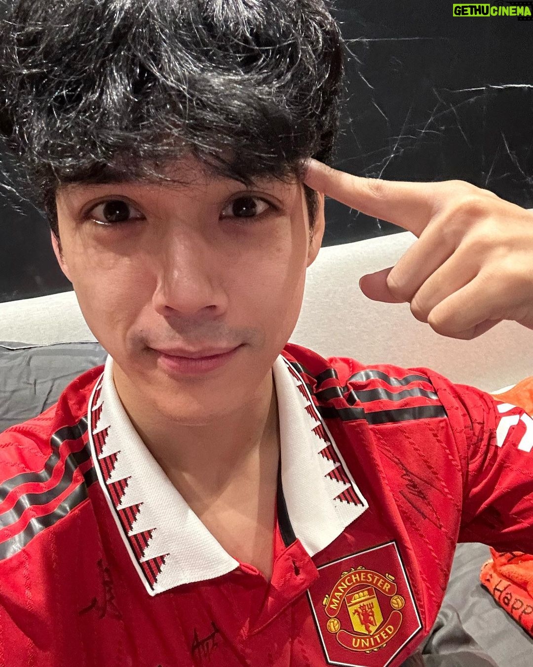 Nachat Juntapun Instagram - เเชมป์ เเน่ เเชมป์ เเรกมาเเล้ววว ❤️ @manchesterunited @marcusrashford
