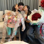 Nachat Juntapun Instagram – เเม่บอกว่าได้ ดอกไม้ในรอบ 38 ปี จะเก็บดอกไม้ไว้ยันตาย ช่วยดูรูปถัดไปนะครับ เขาเอาไปเเค่เงิน เเล้วทิ้งดอกไม้ไว้บ้านผม 😂❤️ love u @goyyog
