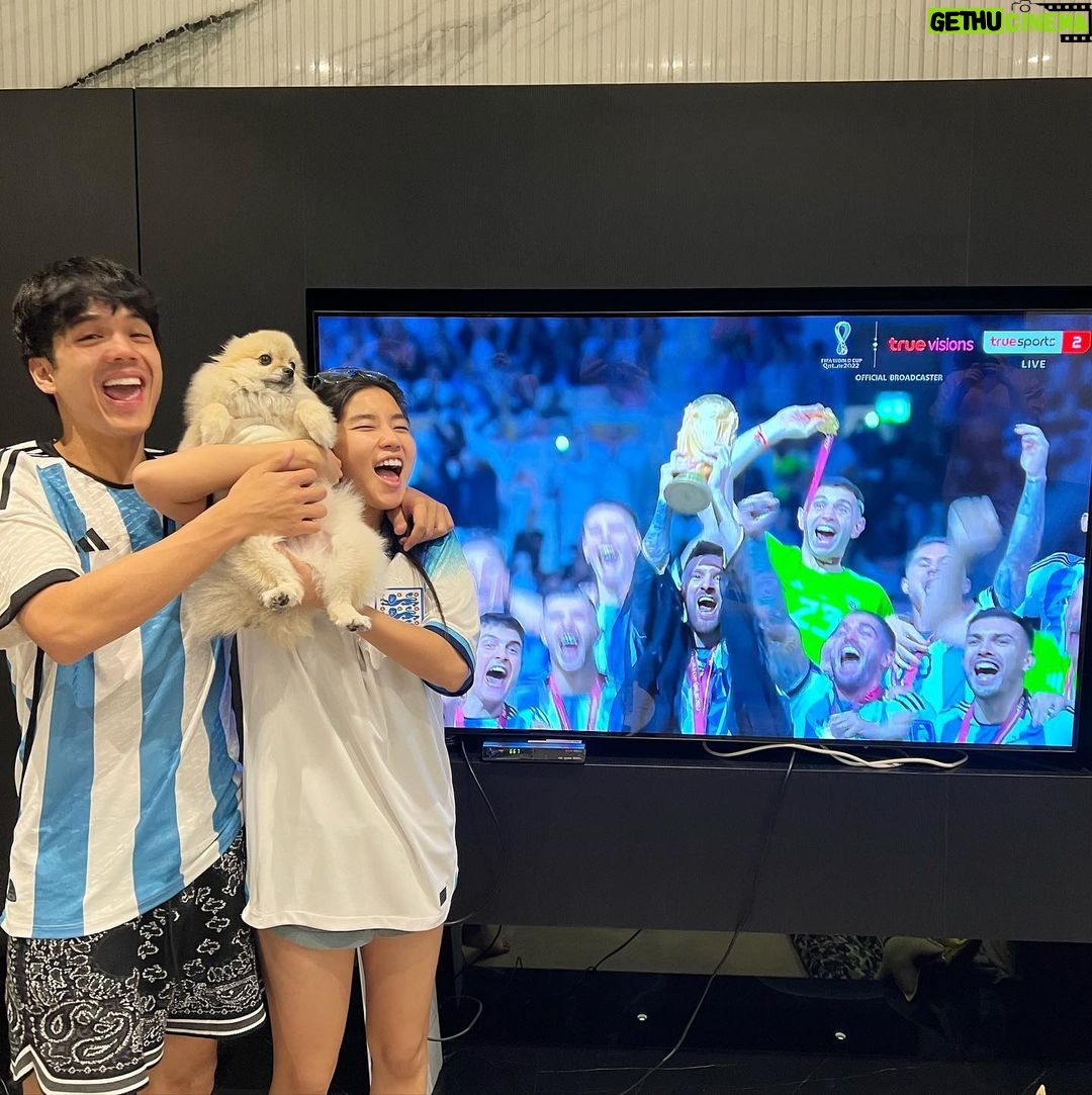Nachat Juntapun Instagram - Love u @leomessi ได้ทำบุญ สมใจอยาก ❤️❤️❤️ @goyyog