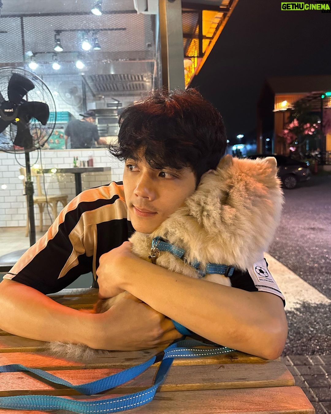 Nachat Juntapun Instagram - ตาเหล่ ปะ เหล่ท่ออะ 😛