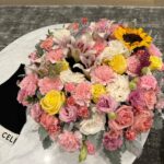 Nachat Juntapun Instagram – เเม่บอกว่าได้ ดอกไม้ในรอบ 38 ปี จะเก็บดอกไม้ไว้ยันตาย ช่วยดูรูปถัดไปนะครับ เขาเอาไปเเค่เงิน เเล้วทิ้งดอกไม้ไว้บ้านผม 😂❤️ love u @goyyog