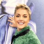 Nadia Toffa Instagram - Buongiorno bella gente. Farsi carini solo per se stessi è speciale. La mitica Frida Kahlo diceva “Innamorati di te, della vita e dopo di chi vuoi.” Insomma vogliamoci bene 🙏🏿E voi caro @robertofarruggia_1 siete i migliori in questo 👏🏿👏🏿 👏🏿 che sia una giornata luminosa per tutti. Baci grandi 💋