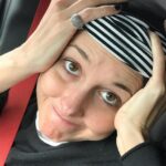 Nadia Toffa Instagram - Si sono concatenate una serie di sfighe che non avete idea. Non so nemmeno se recuperabili per salvare il servizio. 🤦🏼‍♀️ gli appostamenti di certo continuano a inoltranza e #amici di sicuro va #rimandato a #sabato prossimo #12maggio Ma vi aggiorno in settimana #peccato 😅 #volevovedereMaria #thequeen #nonstonellapelle😍