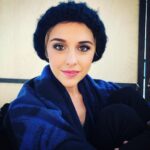 Nadia Toffa Instagram – Dicono che fa freddo, ma è solo un’impressione! 😂 Fa freddo anche da voi?? ❄️👀 #buran #siberia #ventogelido #aspettandolaprimavera