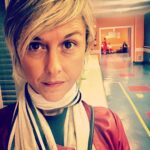 Nadia Toffa Instagram - Mi sono rotta il mignolo del piede destro. Ma si può!!!!! L'ho lasciato sullo spigolo dell'hotel!!!! Mamma che male!!! #prontosoccorso #mignolorotto #piedebluastro #masipuó #facciaperplessa