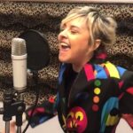 Nadia Toffa Instagram - Buongiorno amici cari! Ho scritto una canzone che si intitola “DIAMANTE BRICIOLA” e ho deciso di interpretarla io. Eccone un assaggio! Se vi piace vi dó subito un’altra pillola. Fatemi sapere cosa ne pensate! Siete i primi a sentirla, perché siete sempre con me ❤️ aspetto il vostro parere 💫