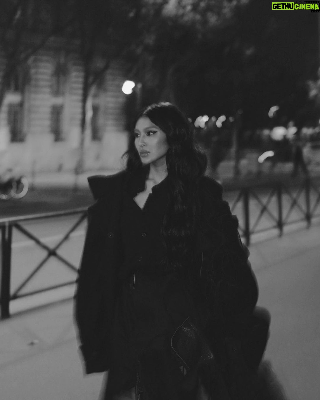 Nadine Lustre Instagram - Black is poetic. @yohjiyamamotoofficial