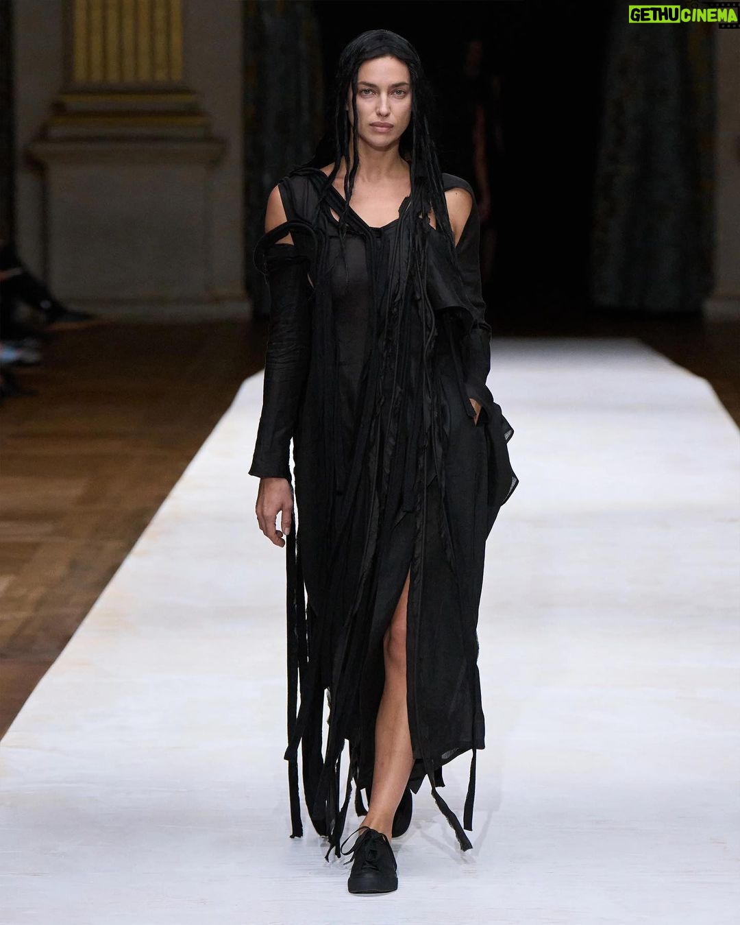 Nadine Lustre Instagram - Actress #NadineLustre explores #YohjiYamamoto’s spring - summer 2024 collection in Paris’ city hall, featuring avant-garde eveningwear in his signature black palette, peaked shoulders, deconstructed textiles, and distinctive embellishments. Click the link in the bio to stay updated on the latest fashion week stories, and to follow along on all the best #ParisFashionWeek moments with our correspondents and editors. Photographed by @martsromero, @odiethethiiird, @anzhizon.