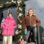 Nadya Dorofeeva Instagram - Судячи з того, що кількість ваших тіктоків під «Хай пишуть» за тиждень зросла з 2k до 14k , трек вам зайшов)😱 Дякую за ваші відео – ви неймовірні! Вчіть рухи, гортайте карусель та шукайте себе🤩