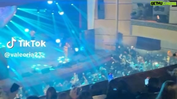 Nadya Dorofeeva Instagram - Одні з улюблених відосів цього туру💔 Дякую вам за ці емоції, за це відчуття життя , яке ви подарували мені у відповідь. Я кохаю вас, зовсім! Києве , а з тобою ми зустрінемось вже 9 грудня!