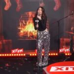 Nadya Dorofeeva Instagram - Пісня «Хай пишуть» вже місяць тримається у трендах та топ-чартах, а кількість тік токів перевалила за 20 000🫶🏼 Дивіться та слухайте акустичну версію від мене на @hitfm_ua 💔