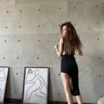 Nadya Dorofeeva Instagram - 🕷️ Dress @__dadabase_