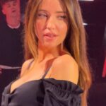 Nadya Dorofeeva Instagram - Перші два епізоди «Голосу країни-13» мають неймовірно високі рейтинги, дякую вам, що дивитесь та підтримуєте🤍 Ми всі сприймаємо цей сезон зовсім по-іншому 💔 Скоро я трохи ближче познайомлю вас з учасниками своєї команди, а поки, ділюсь з вами бекстейджем🫶🏼