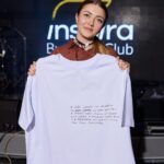 Nadya Dorofeeva Instagram - 13 МЛН ГРН!!! Вчора мала благодійний виступ на заході для допомоги ЗСУ від бізнес-клубу INSPIRA у Дніпрі. І впродовж вечора ми разом зібрали таку суму🔥 На аукціоні розіграли 12 унікальних лотів на 13 000 000 грн!! 4 250 000 грн з основних 7 лотів підуть навпіл на потреби 48 окремого підрозділу спецпризначення та на напрям БПЛА України для полковника В. Сухаревського. 8 750 000 грн з 5 спецлотів – на адресну допомогу ГУР, 68 ОЄБр, підрозділу SIGNUM 93-ої ОМБр «Холодний Яр», «Культурному Десанту» і тяжкопораненим військовим. Благодійний фонд бізнес-клубу найближчим часом все передасть і відзвітує. Дякую всім присутнім і окремо @zhyguraalena, представниці @avrora.multimarket, яка придбала лот від мене - футболку з благодійного дропу за 900 000 грн!! Аврора – ну ви💔 В черговий раз зрозуміла , що разом ми сила🤍 My team: @sakalyova @vaushee @zhenja_goncharenko @helldrummy @yevhen_puhachov @bunht_ @hodynenkold @roman_burdakov 📸 @bereslavskyi організація @gorodshowdp