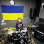 Nadya Dorofeeva Instagram - Судячи з того, що кількість ваших тіктоків під «Хай пишуть» за тиждень зросла з 2k до 14k , трек вам зайшов)😱 Дякую за ваші відео – ви неймовірні! Вчіть рухи, гортайте карусель та шукайте себе🤩