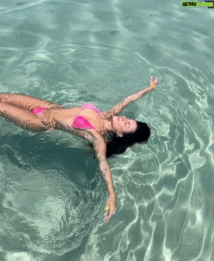 Nah Cardoso Instagram - o meu paraíso sou eu Japaratinga, Alagoas, Brasil