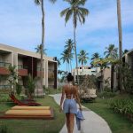 Nah Cardoso Instagram - @japaratingaresort 📍 feliz em estar aqui pela 3ª vez e agora para conhecer em primeira mão a expansão do resort, uma nova área que está incrível, juro! estão comigo nos stories, né? vocês vão se apaixonar assim como eu, certezaaaa ✨ obrigada @amarantehoteis pelo convite, amando viver esses dias com vocês 🤍 #publicidade Japaratinga Lounge Resort
