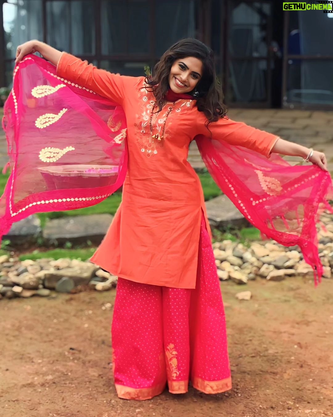 Naina Ganguly Instagram - Like a butterfly her wings unfolded. 🦋