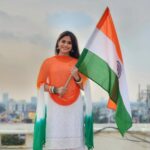 Naina Ganguly Instagram - On Republic Day, let’s pledge to uphold the ideals of our Constitution and work towards a brighter and more harmonious India. Jai Hind. 🤲🇮🇳🧡🤍💚