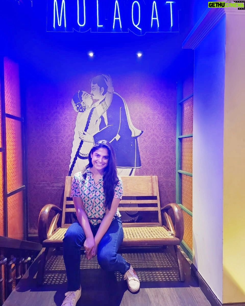 Naina Ganguly Instagram - On Wednesdays, we wear confidence. Midweek Vibes! 💜