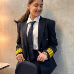 Naisha Khanna Instagram - Pilot ban jaau kya ?🥱😝