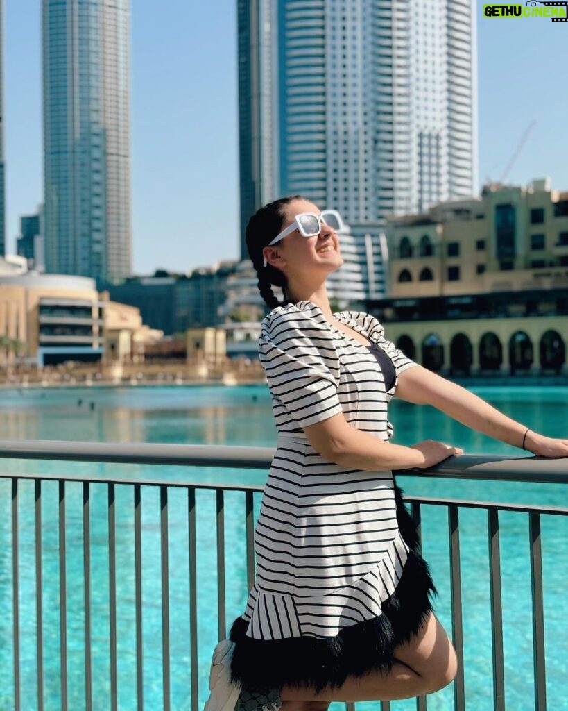 Naisha Khanna Instagram - 🤍☀🖇 wearing: @meeamifashion hair: @parasmakeover #dubai #uae #burjkhalifa #ootd Burj Khalifa,Dubai,U.A.E