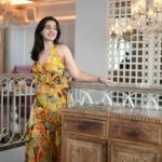 Naisha Khanna Instagram – sunshine girl vibe 🌻

👗: @meeamifashion 
📷: @ankitsahu8589 
location: @blabberallday 

 #thehappynow #flashesofdelight #pursuepretty #ootd #fashion #instagood Blabber
