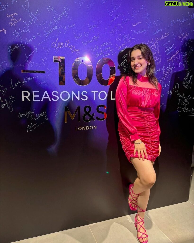 Naisha Khanna Instagram - Marks and Spencer, 100th store celebration! Thankyou for having me 🩷 @maliniagarwal @missmalinievents @marksandspencerindia @palakpurswani #missmalinievents #MandSCelebrates100Stores #100ReasonsToLoveMandS