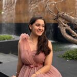Naisha Khanna Instagram - adore you🎀💗 👗: @riyasharedalal.label @_dipesh_ahuja___ Grand Hyatt Mumbai